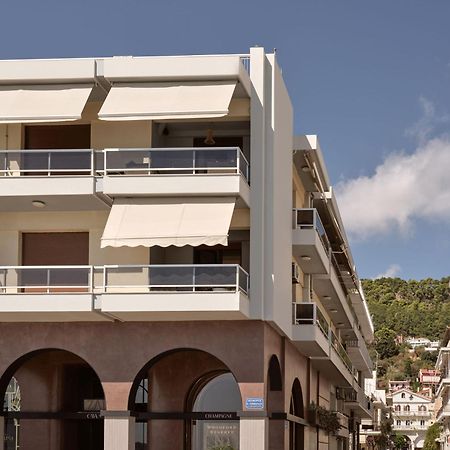 Monopolio Waterfront Apartment With Sea View, By Zantewize Екстериор снимка