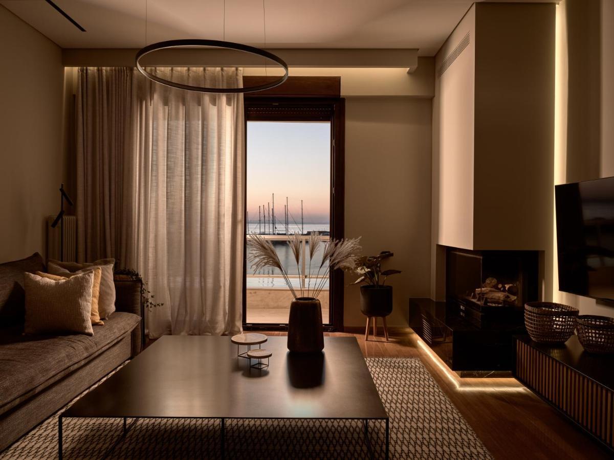 Monopolio Waterfront Apartment With Sea View, By Zantewize Екстериор снимка